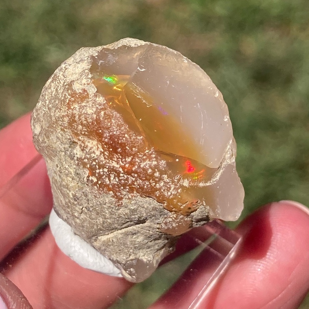 Rough opal